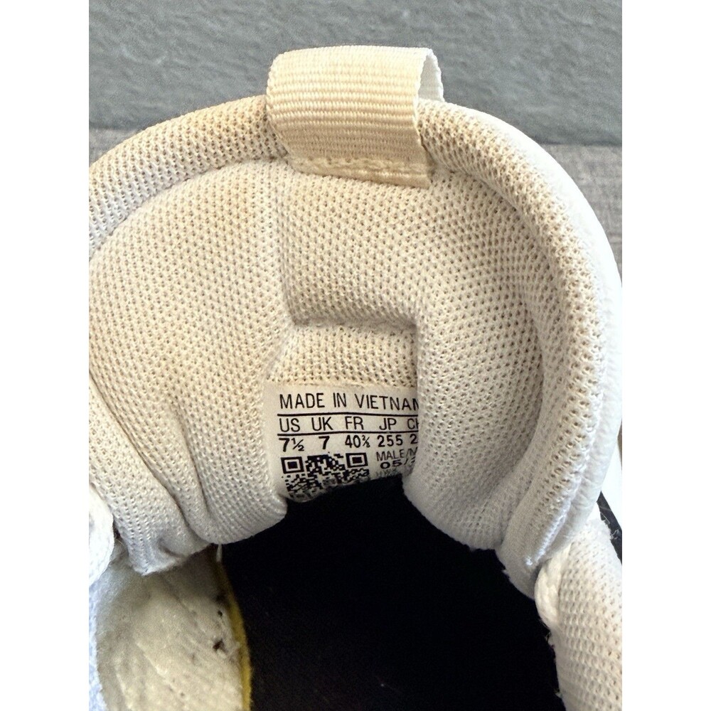 Women’s Size 7.5 - adidas VL Court 3.0 White Black Gum *Run Big Size Down* - Picture 9 of 9